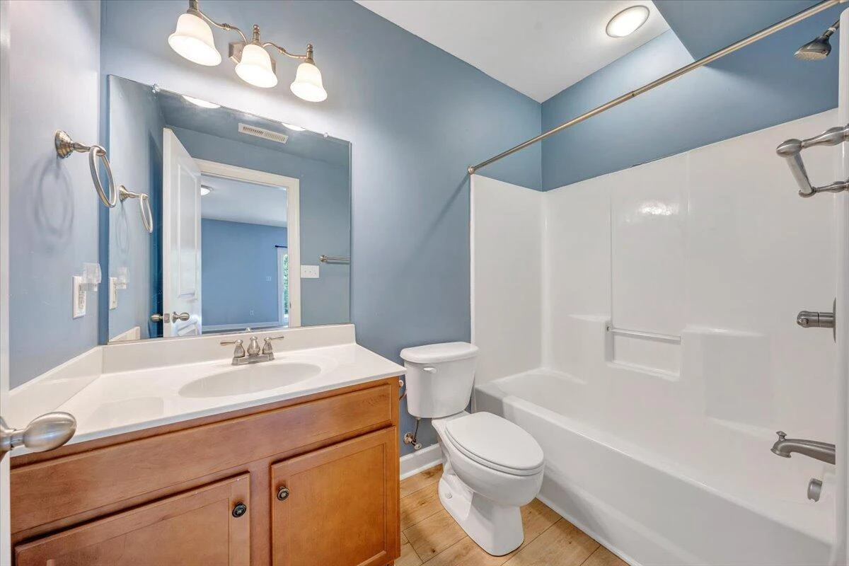 1077 Barrow Hills DR - Photo 52