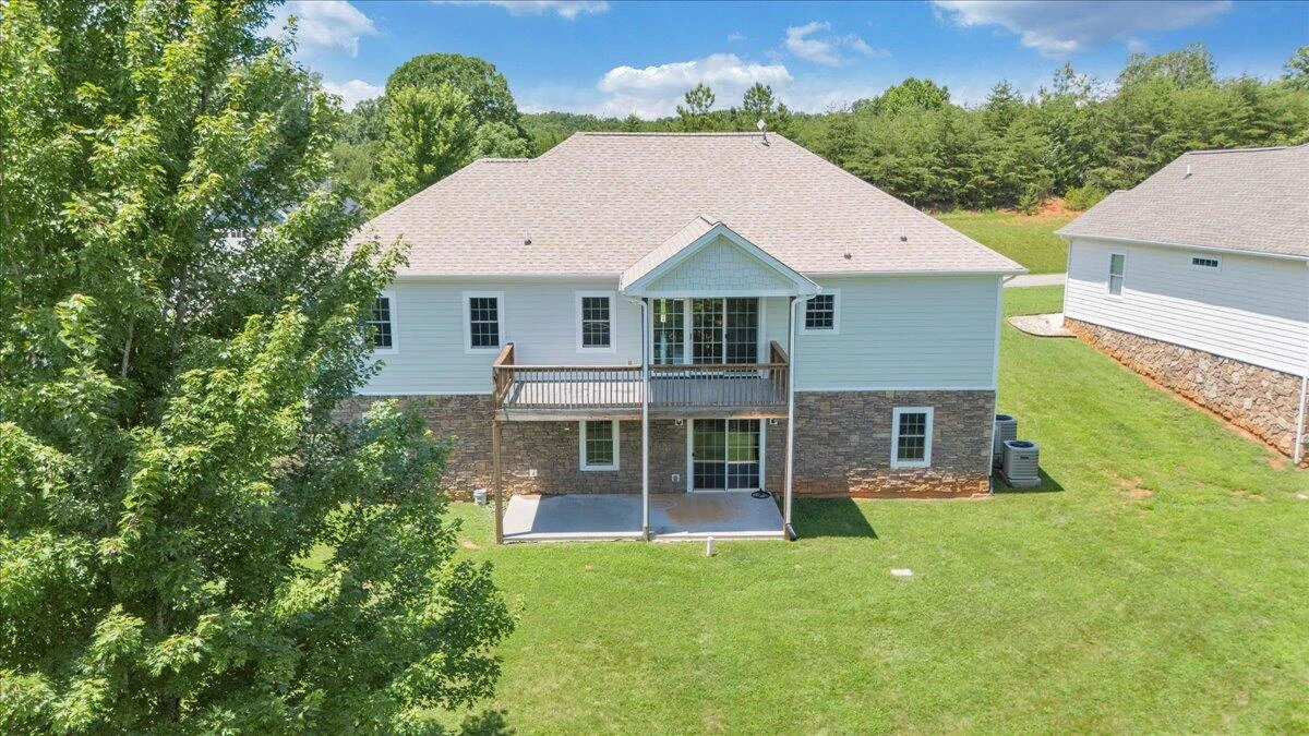 1077 Barrow Hills DR - Photo 74