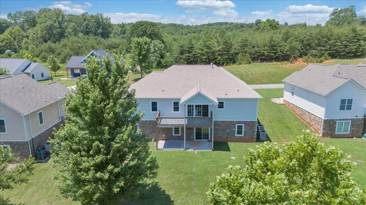 1077 Barrow Hills DR - Photo 89