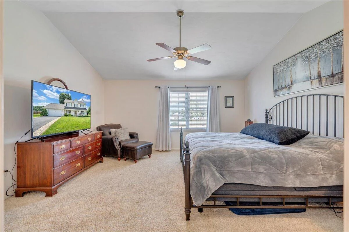 2335 Kellington CT - Photo 27