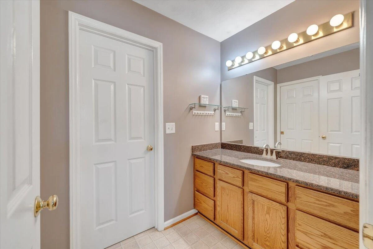 2335 Kellington CT - Photo 29