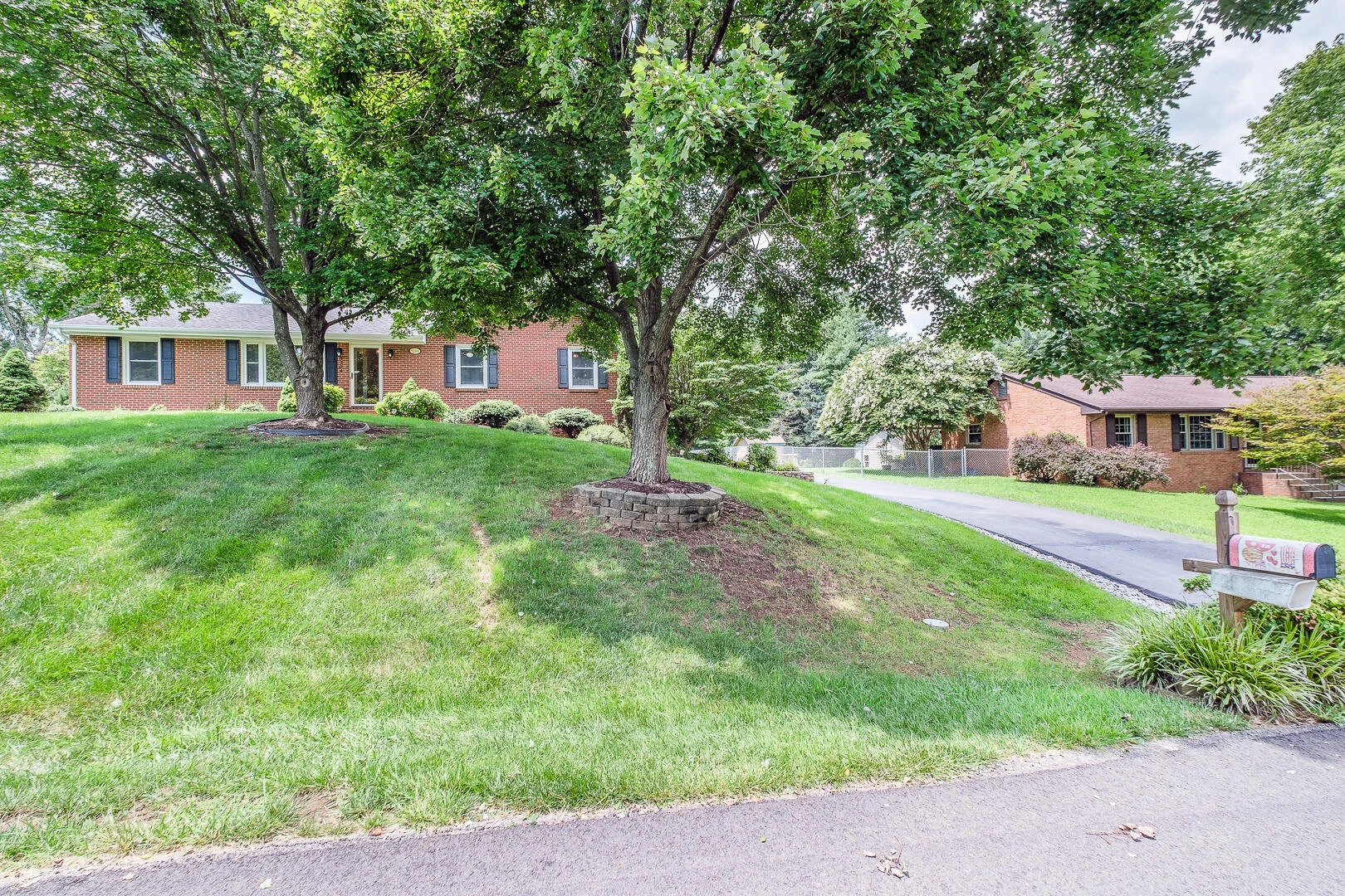 5204 Britaney RD - Photo 3