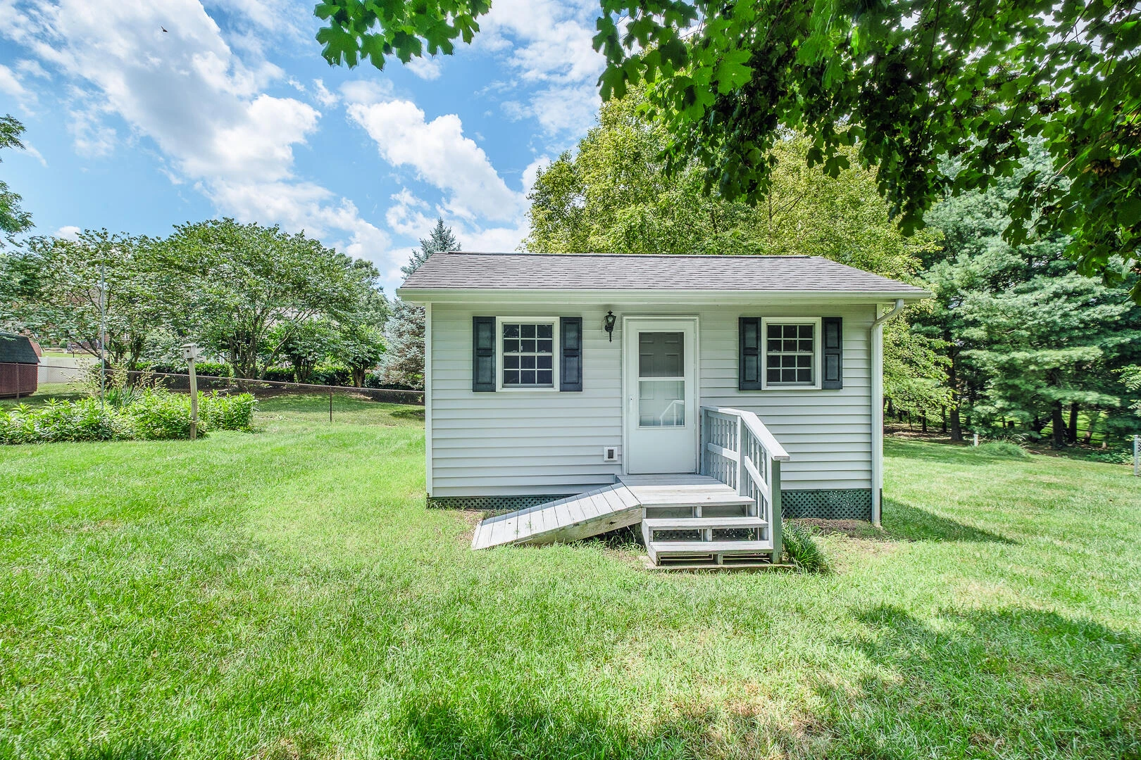 5204 Britaney RD - Photo 45