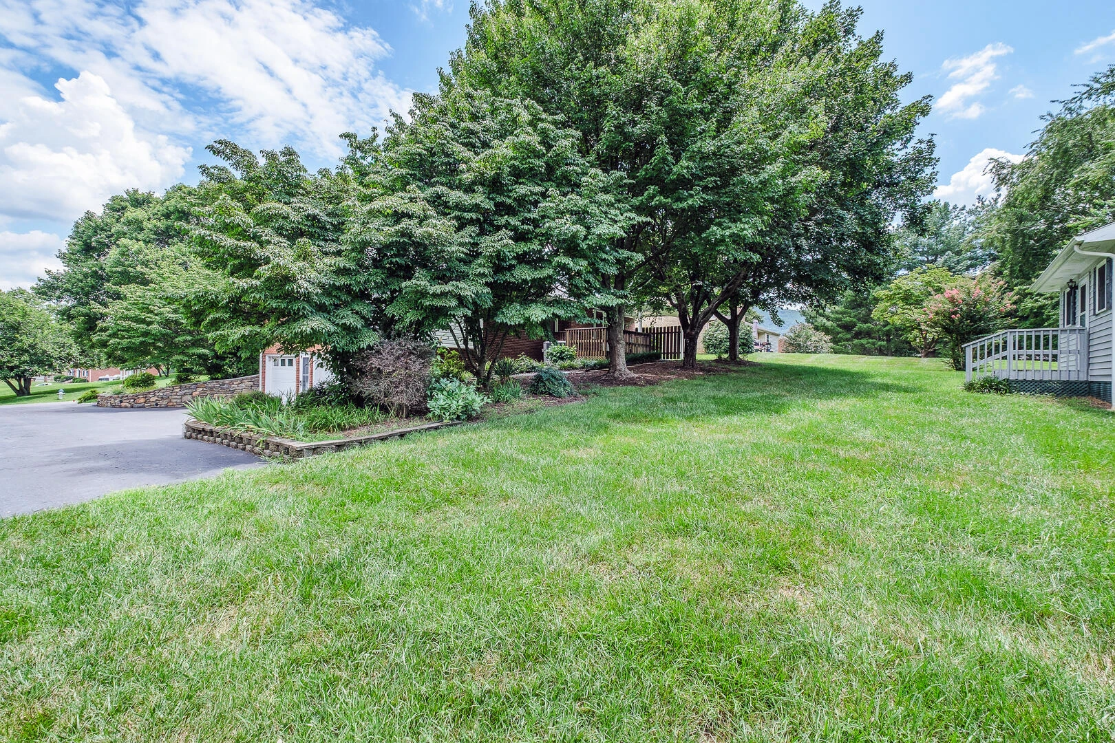 5204 Britaney RD - Photo 9