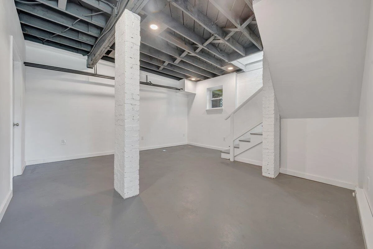 2702 Tillett RD - Photo 36