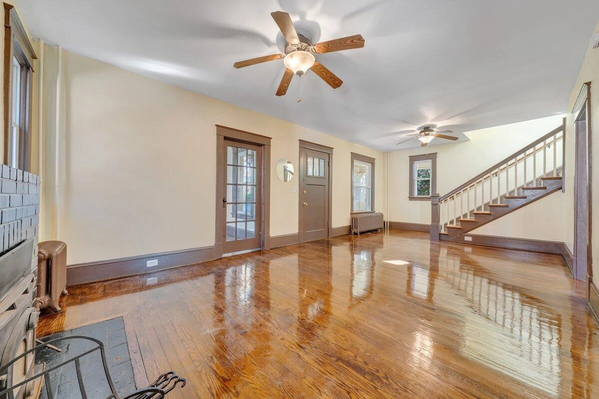 2702 Tillett RD - Photo 5