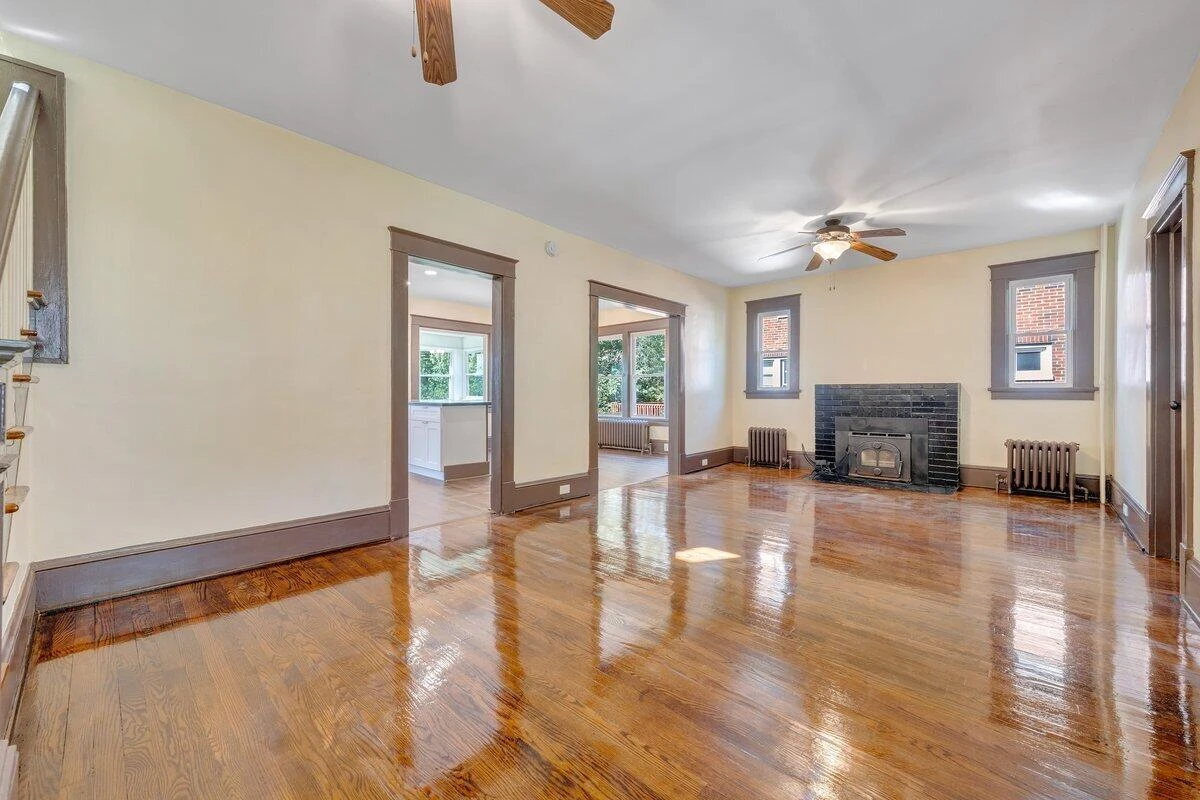 2702 Tillett RD - Photo 7