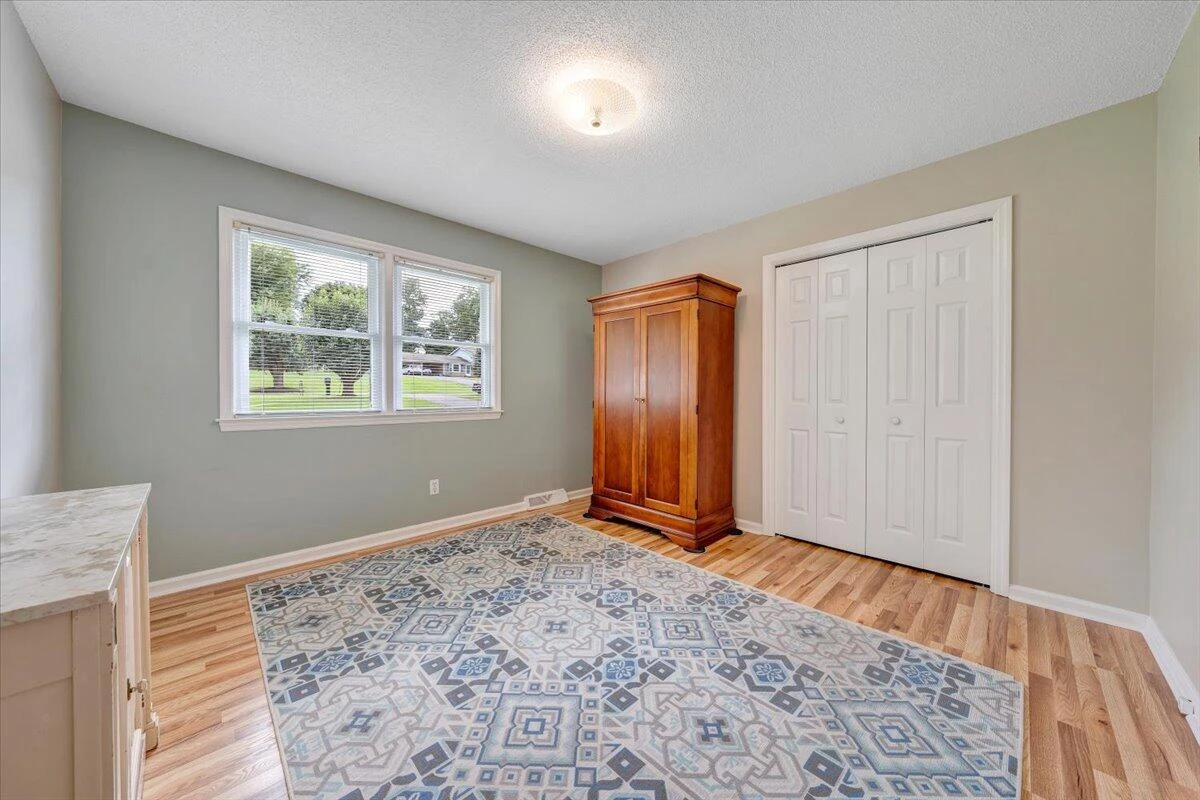 260 Dalewood DR - Photo 13