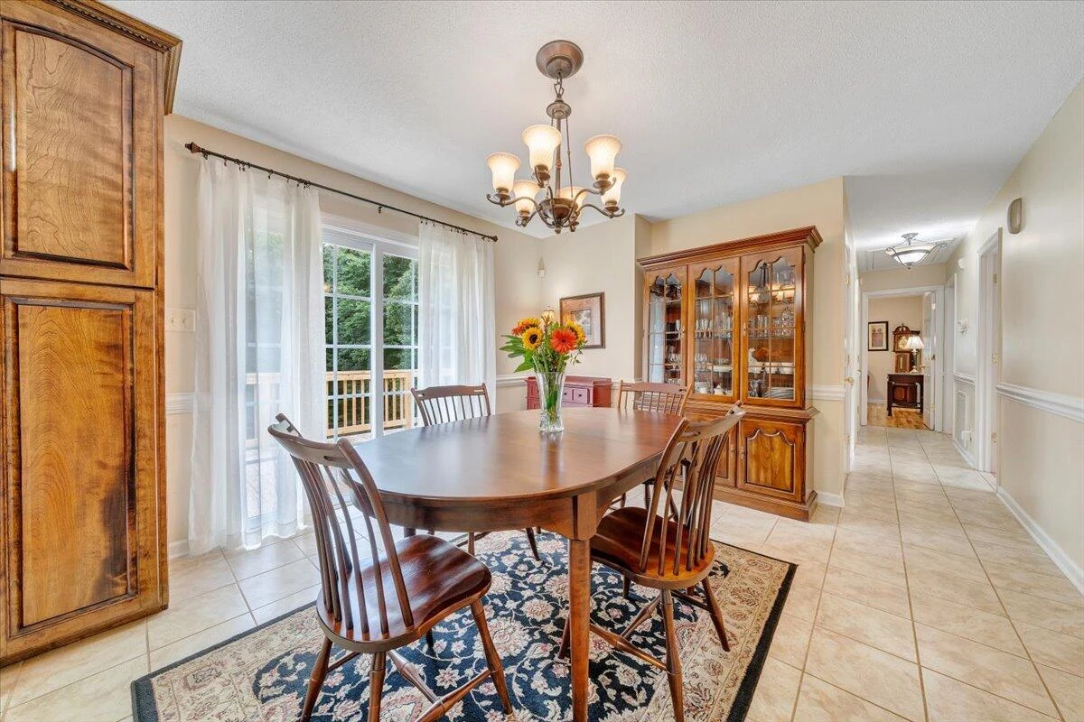 260 Dalewood DR - Photo 8