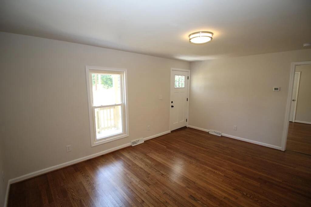 608 Main  ST - Photo 4