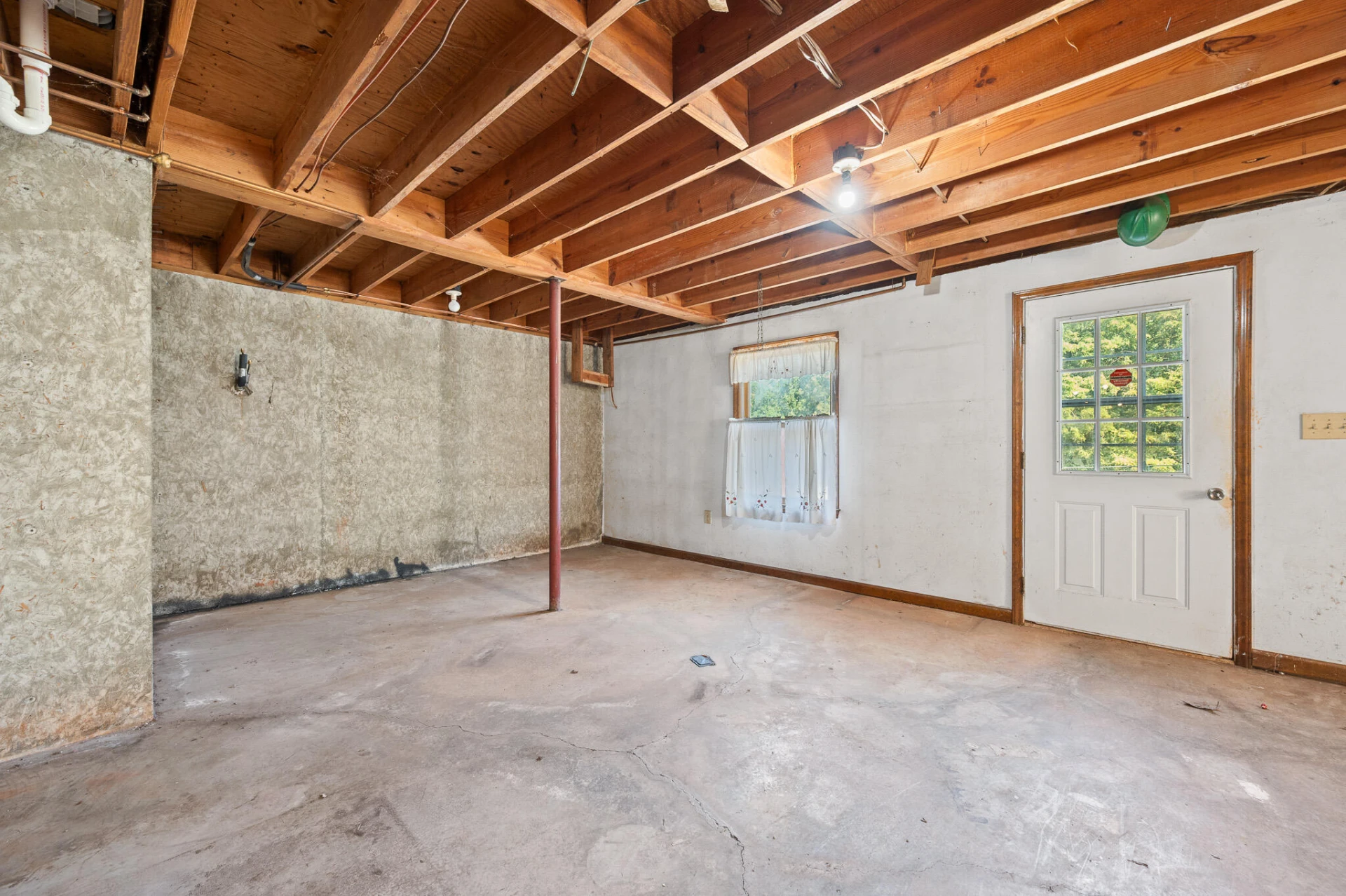1874 Hales Ford RD - Photo 36