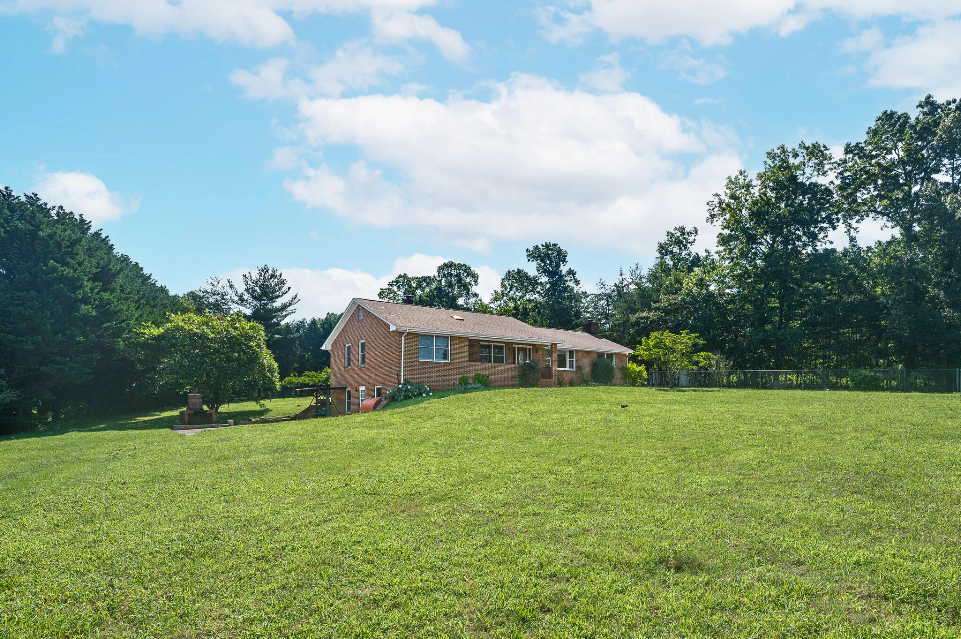 1874 Hales Ford RD - Photo 4