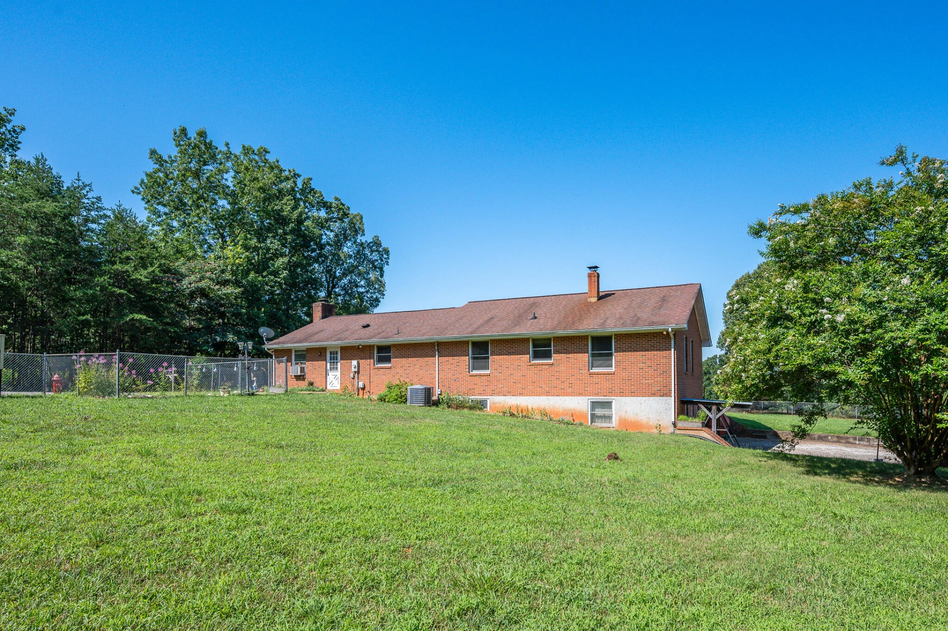 1874 Hales Ford RD - Photo 45