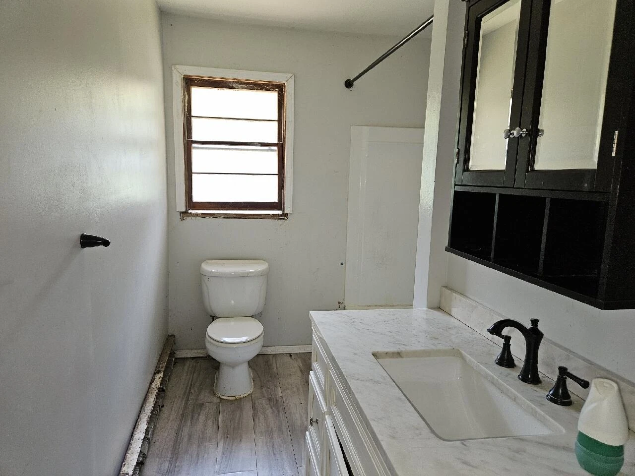 1050 TOWER RD - Photo 11