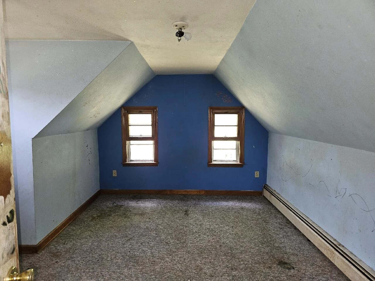 1050 TOWER RD - Photo 17