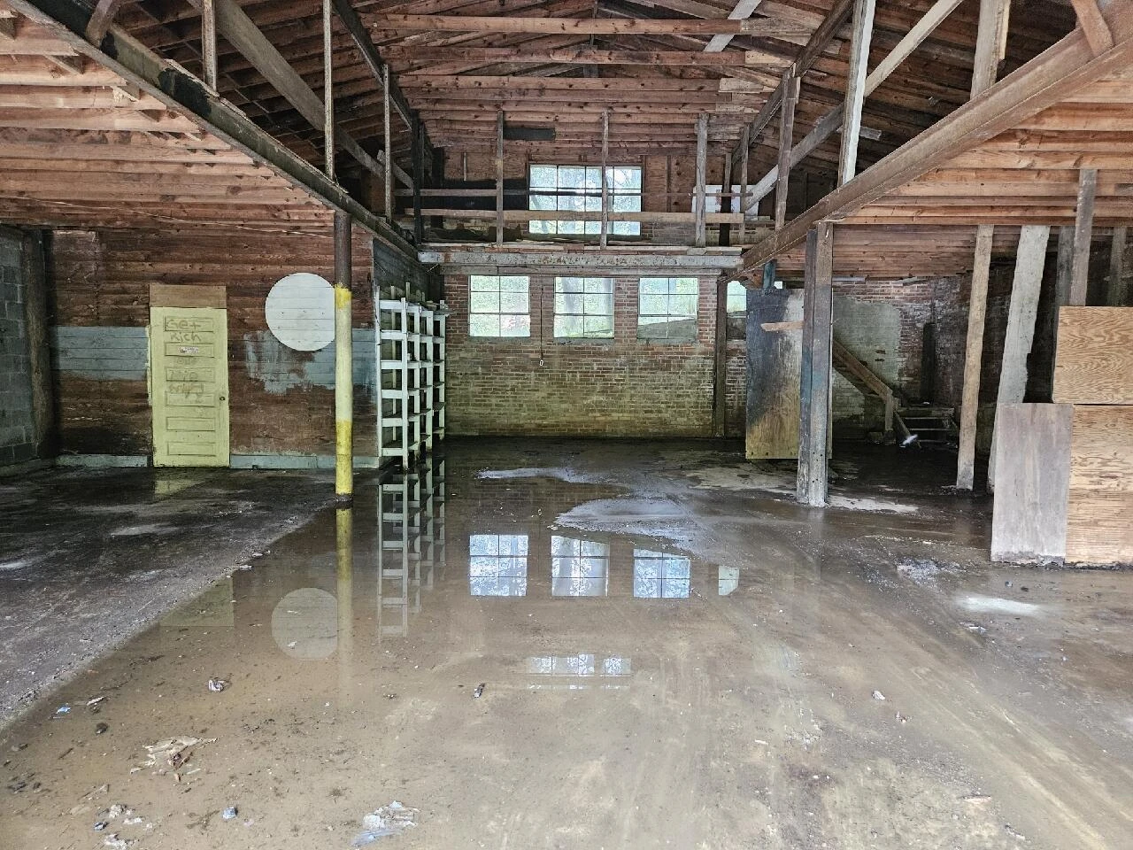 1050 TOWER RD - Photo 25