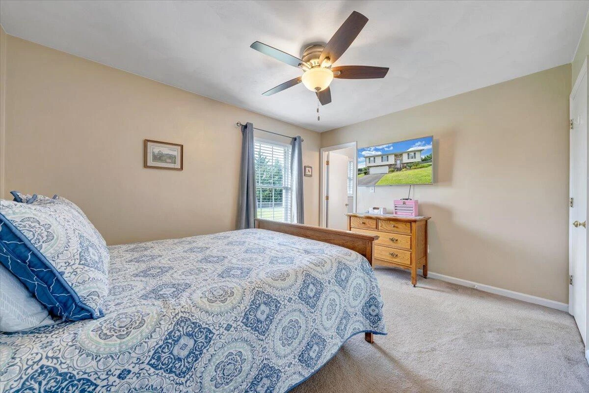 156 Gala DR - Photo 22