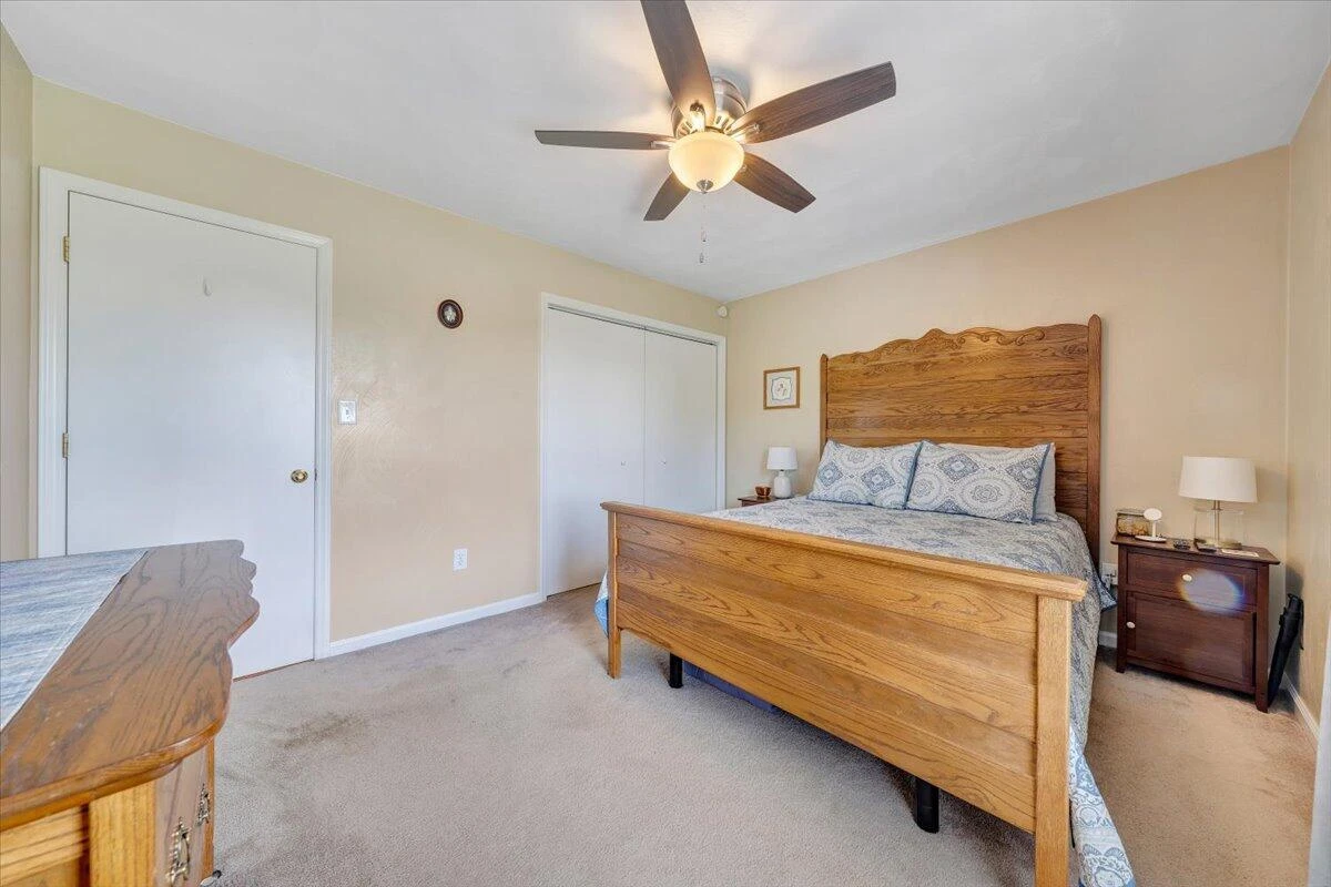 156 Gala DR - Photo 23