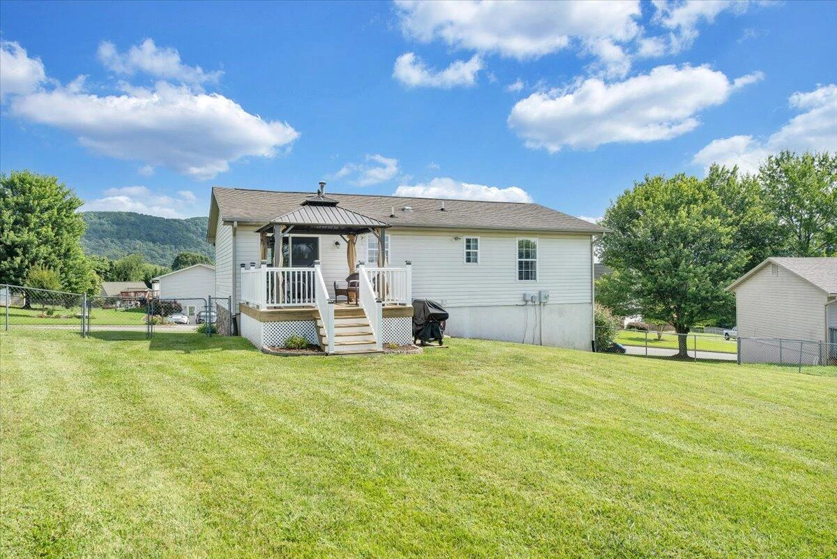156 Gala DR - Photo 36