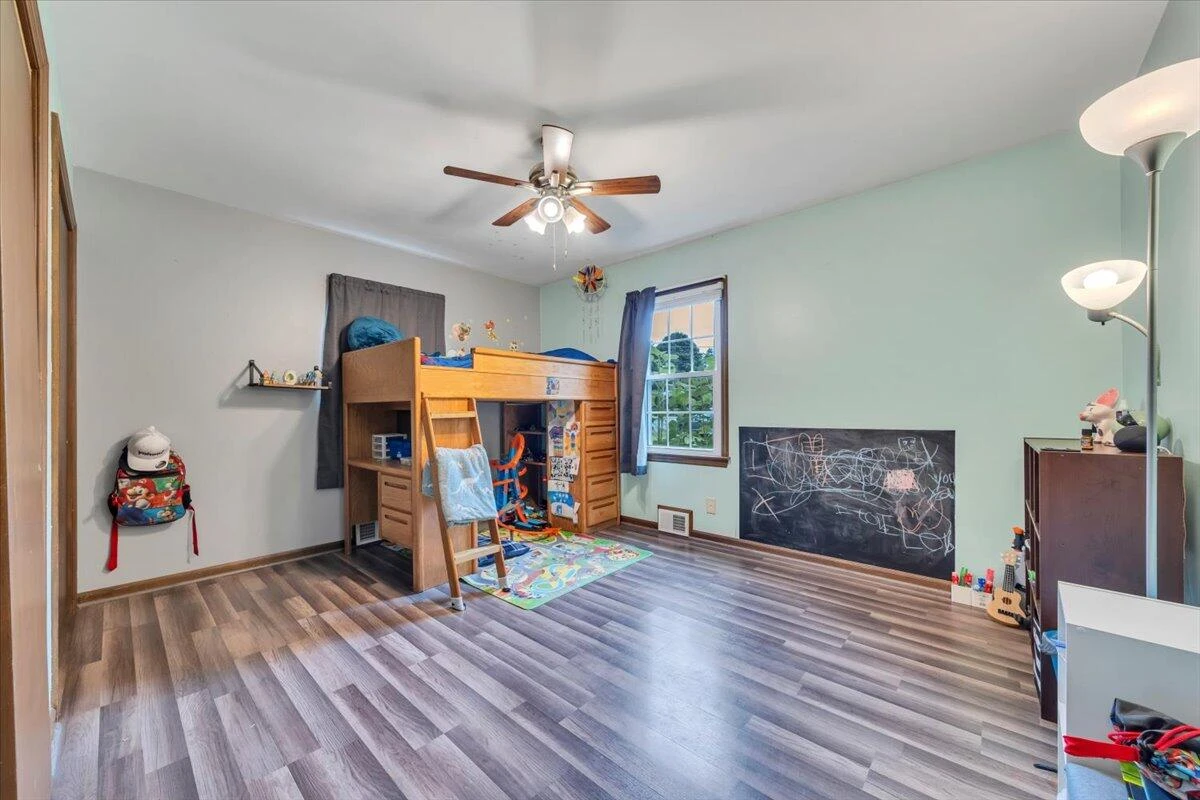 410 Rakes RD - Photo 18