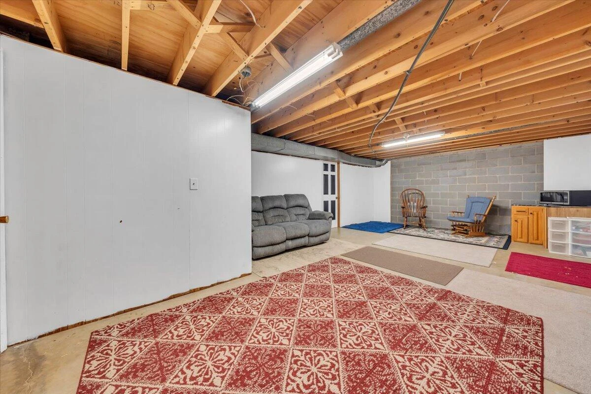 410 Rakes RD - Photo 30