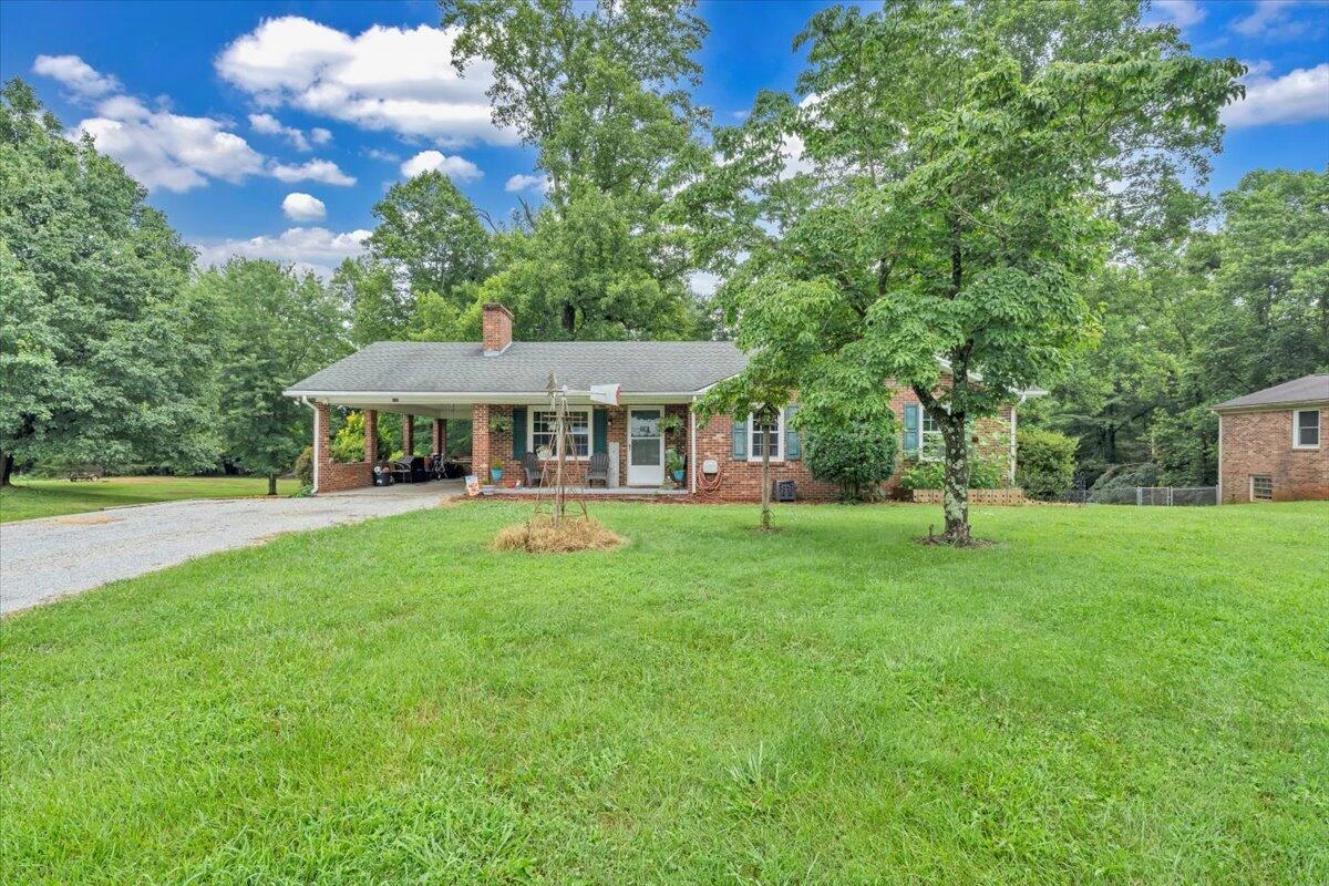 410 Rakes RD - Photo 40