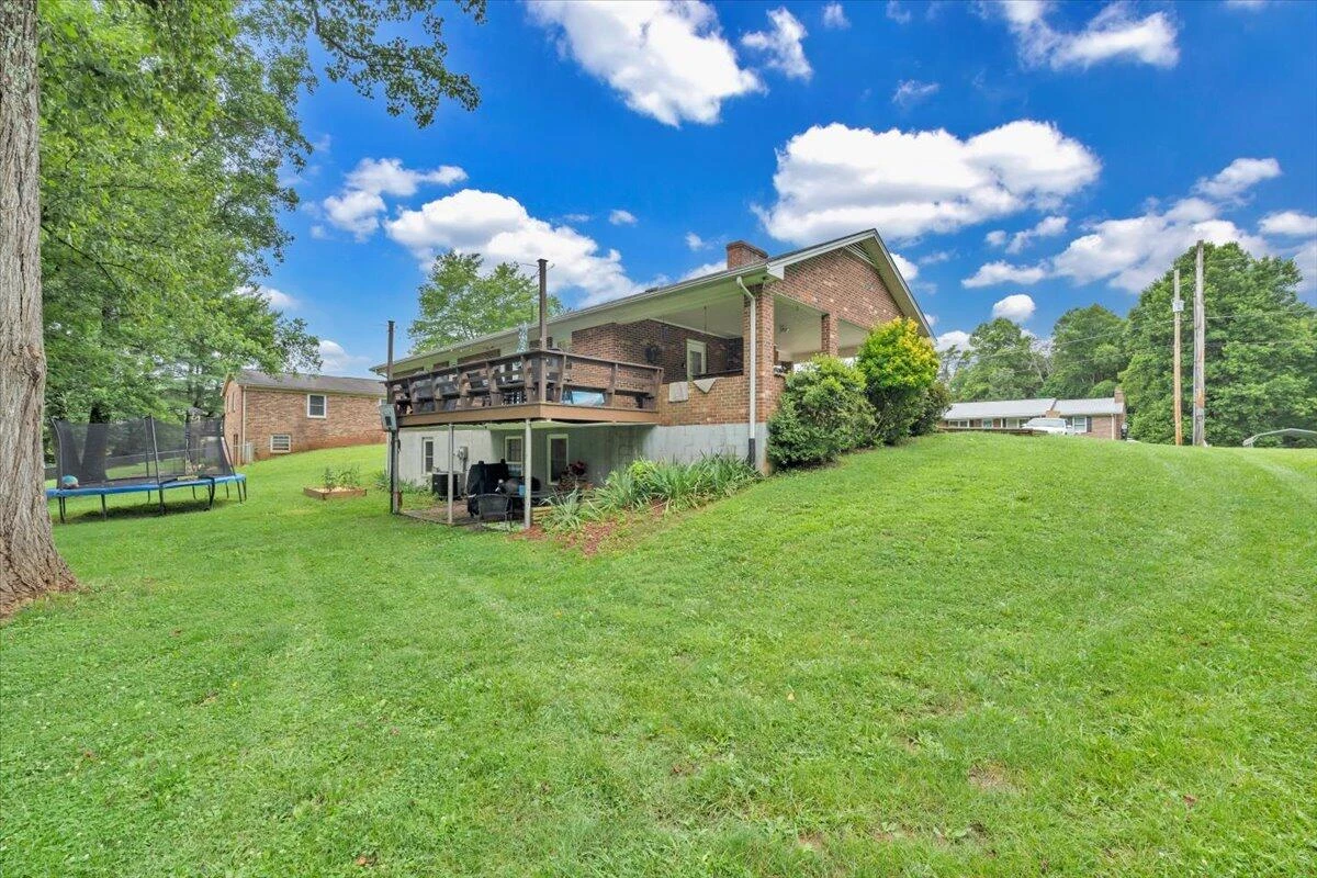 410 Rakes RD - Photo 42
