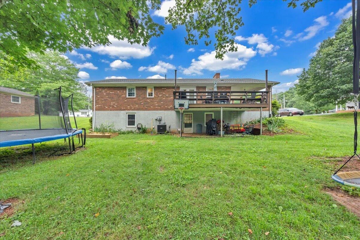410 Rakes RD - Photo 44