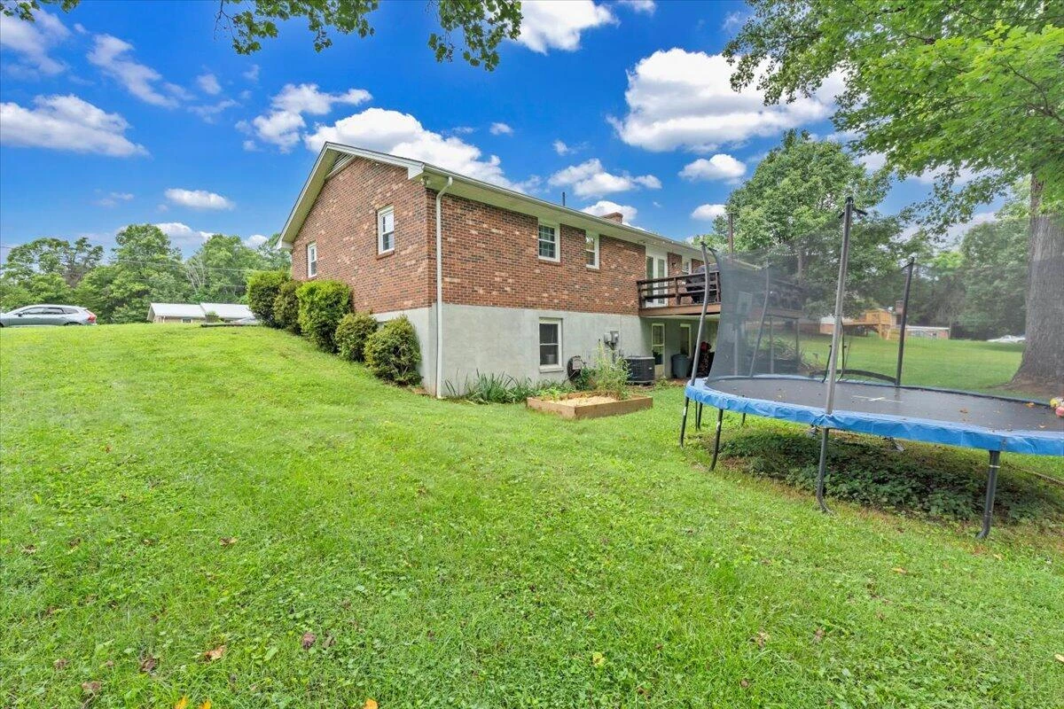 410 Rakes RD - Photo 45