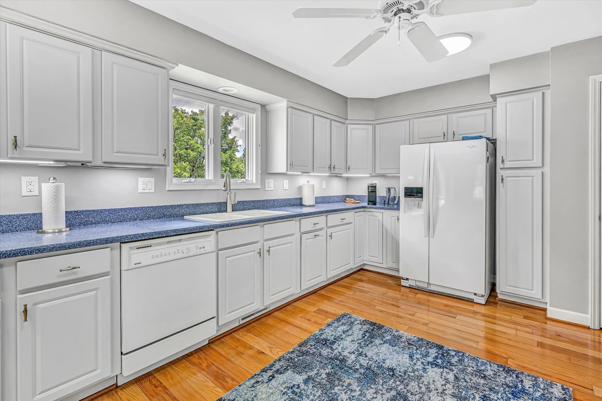 1815 Northwoods LN - Photo 14