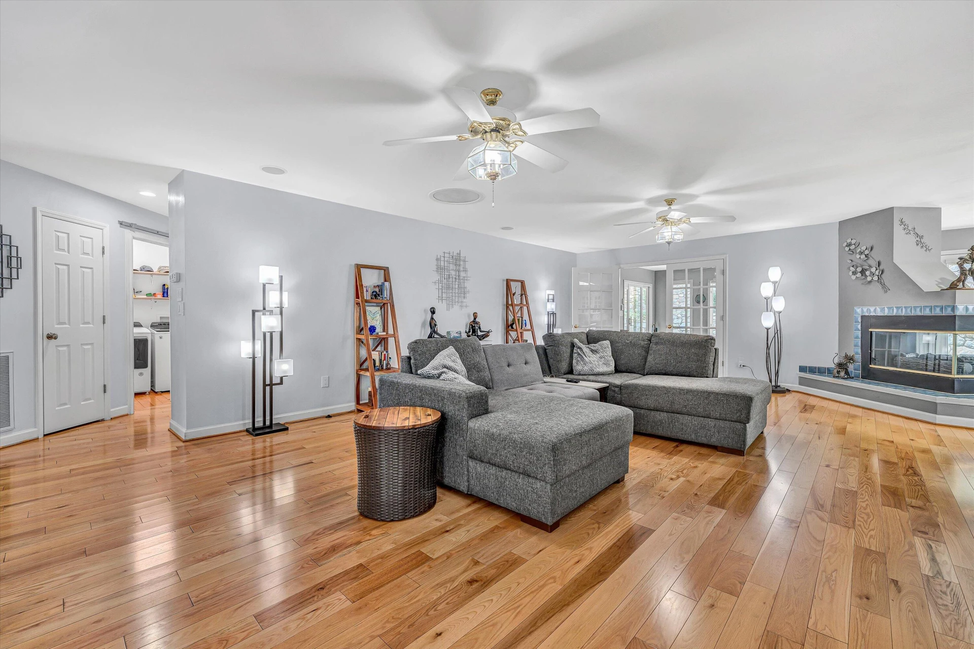1815 Northwoods LN - Photo 6