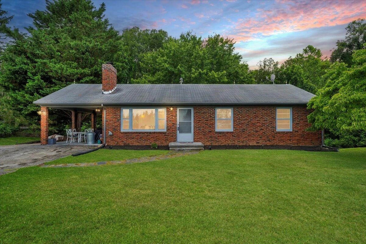 5909 Raintree RD