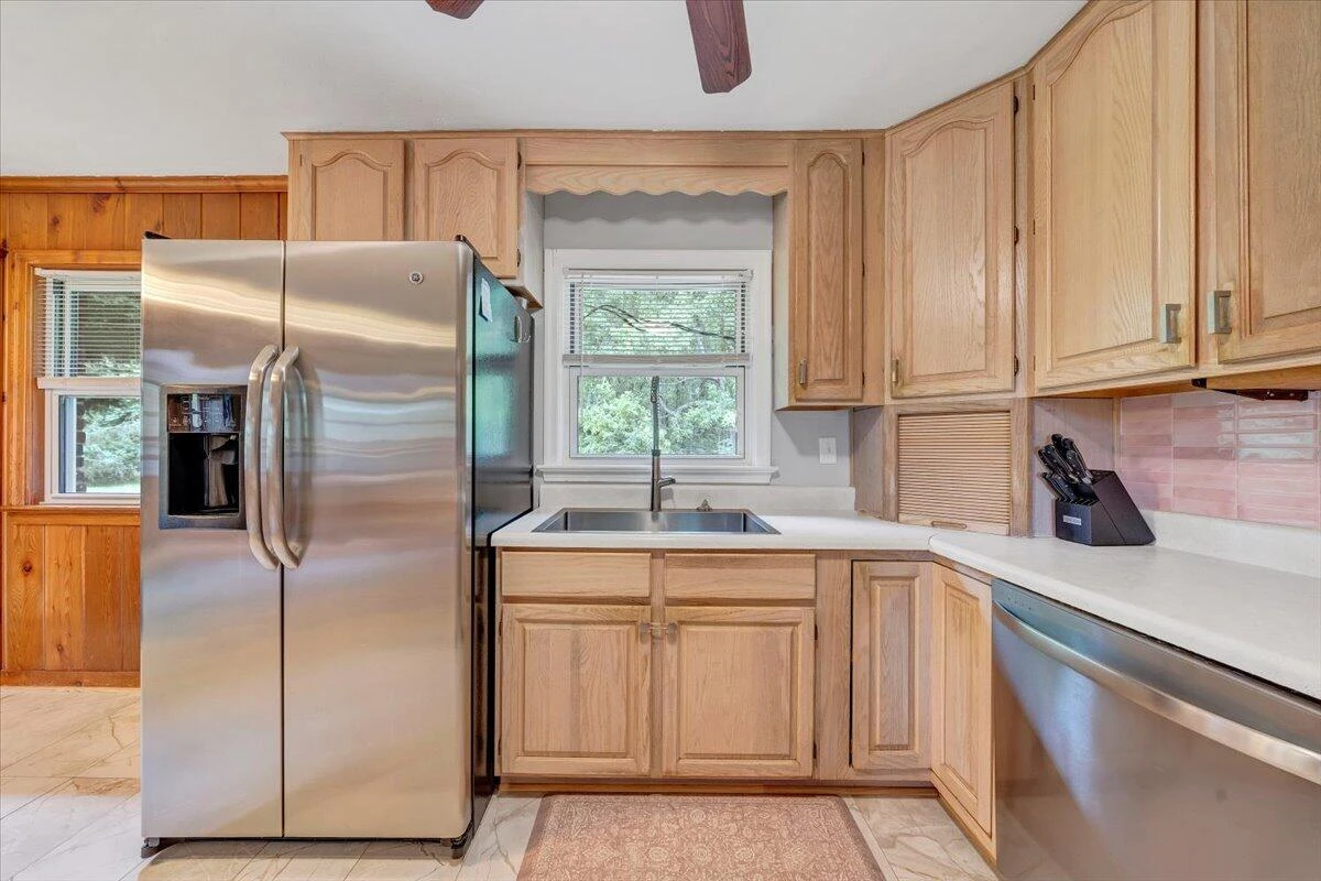 5909 Raintree RD - Photo 11