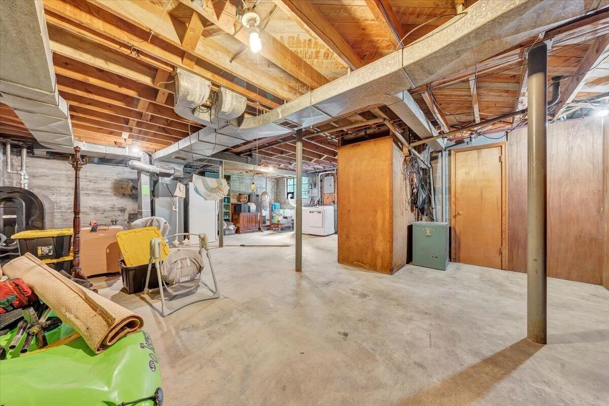 5909 Raintree RD - Photo 28