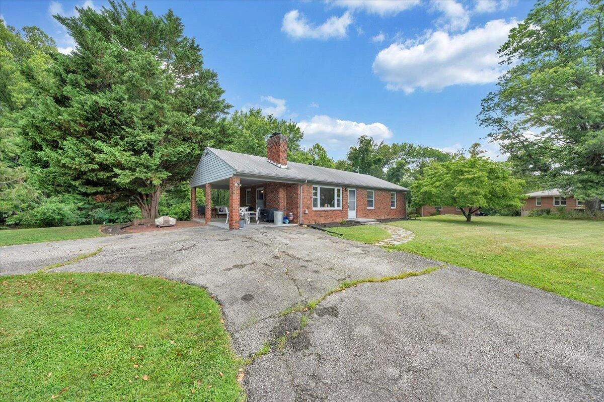 5909 Raintree RD - Photo 42
