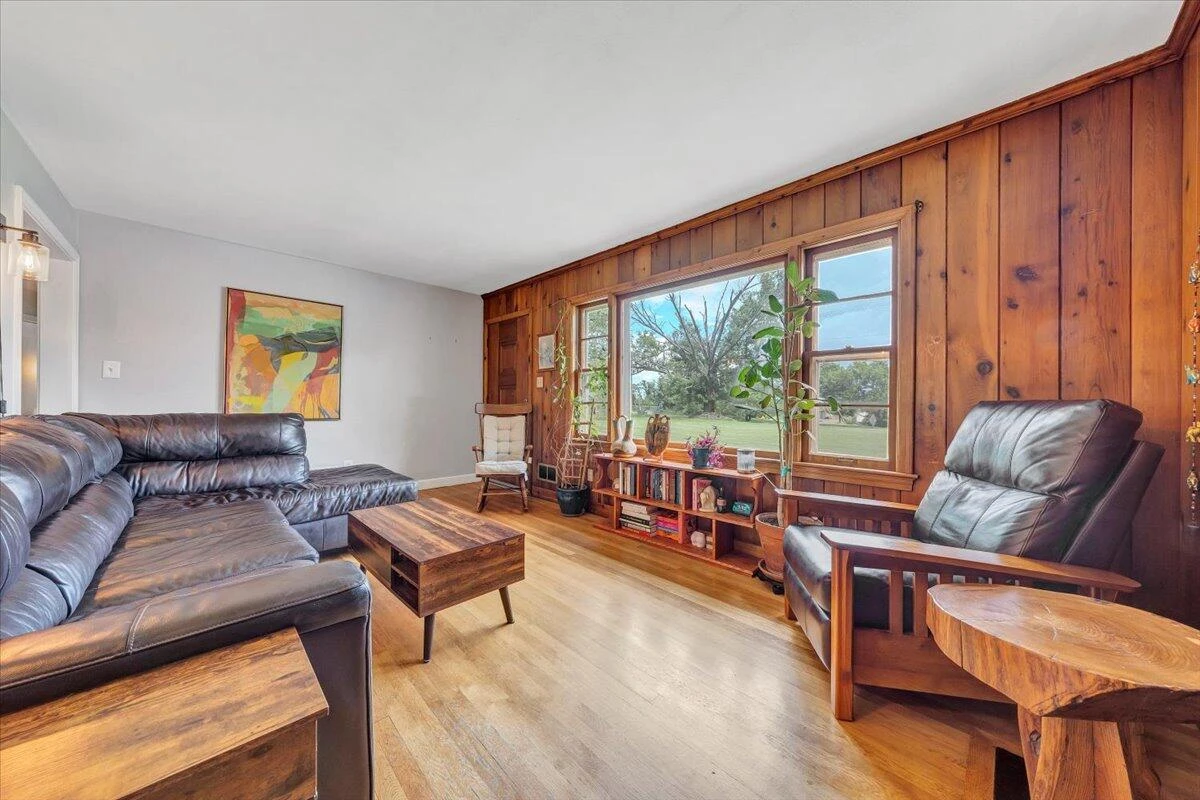 5909 Raintree RD - Photo 5