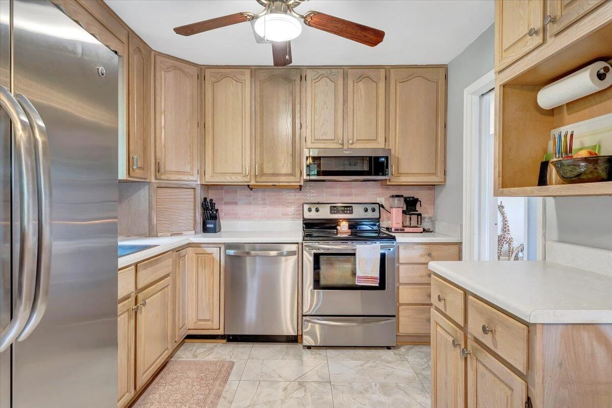5909 Raintree RD - Photo 9