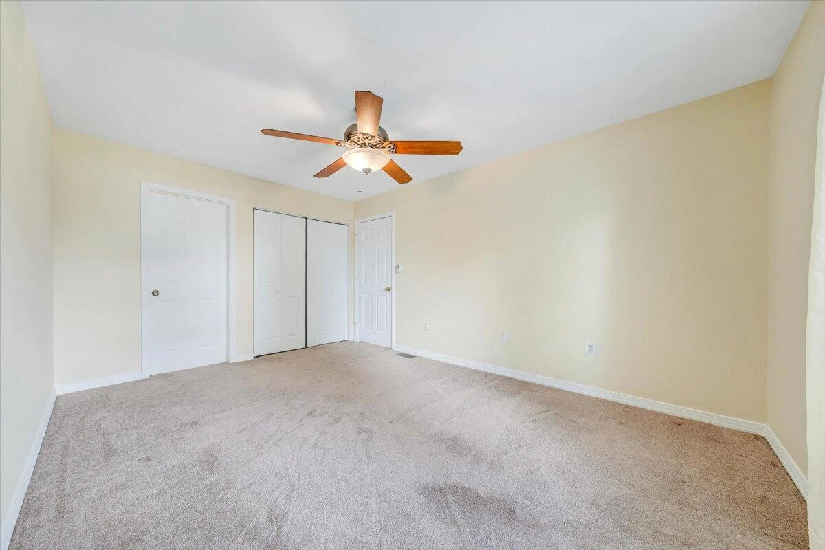 739 Riverland RD - Photo 16