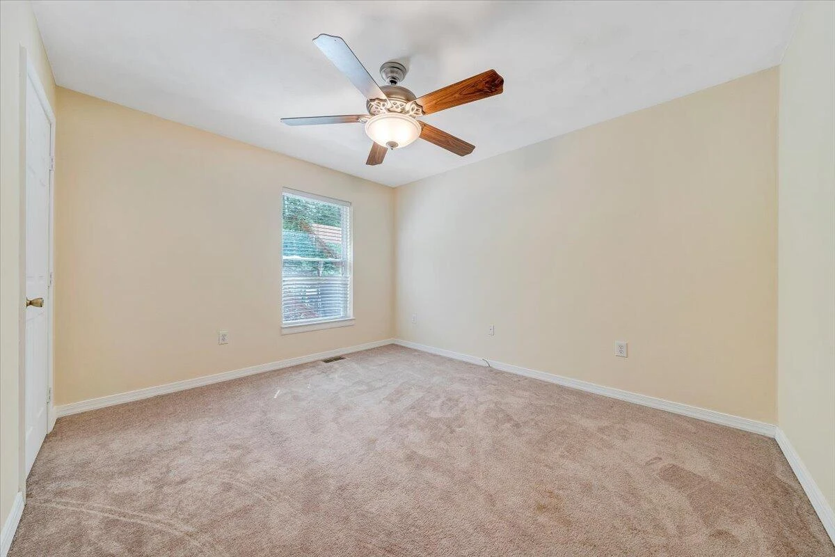 739 Riverland RD - Photo 19