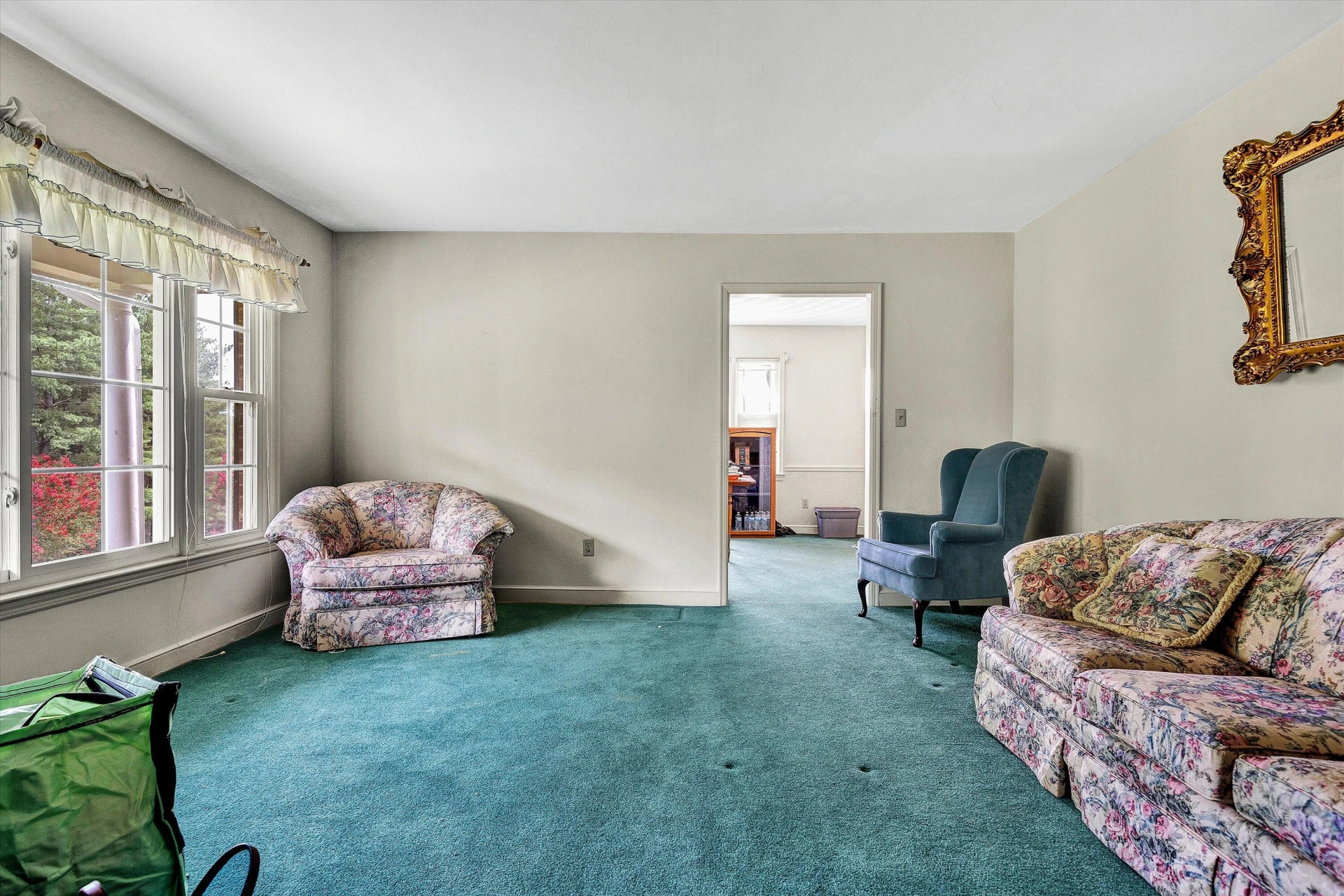 2720 Willowbrook DR - Photo 4