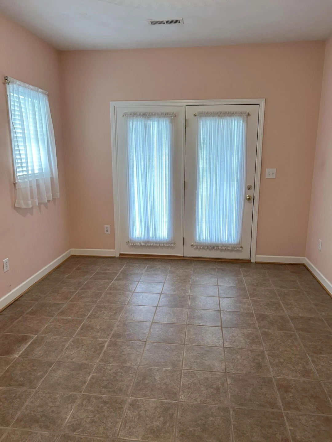 9 Berkley CT - Photo 26