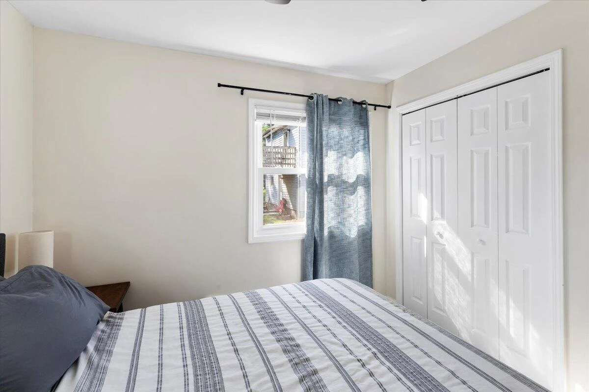 1620 Redwood RD - Photo 20