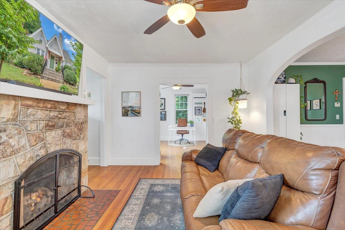 2504 Oakland BLVD - Photo 16