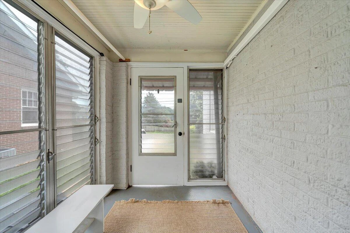 2504 Oakland BLVD - Photo 72