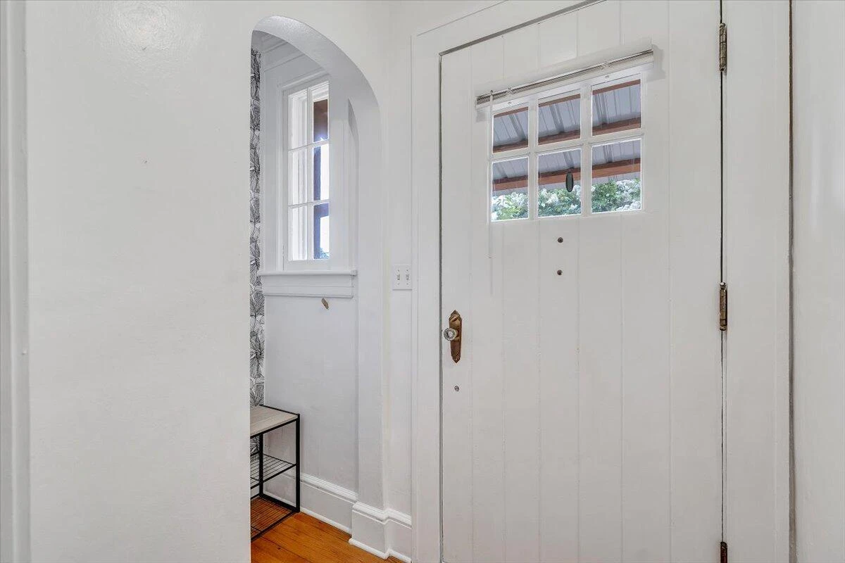 2504 Oakland BLVD - Photo 11