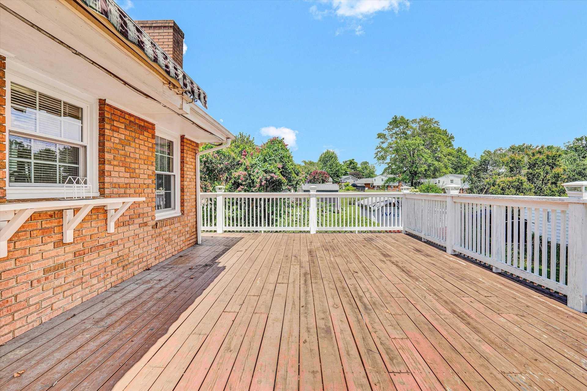 2317 Laura RD - Photo 10