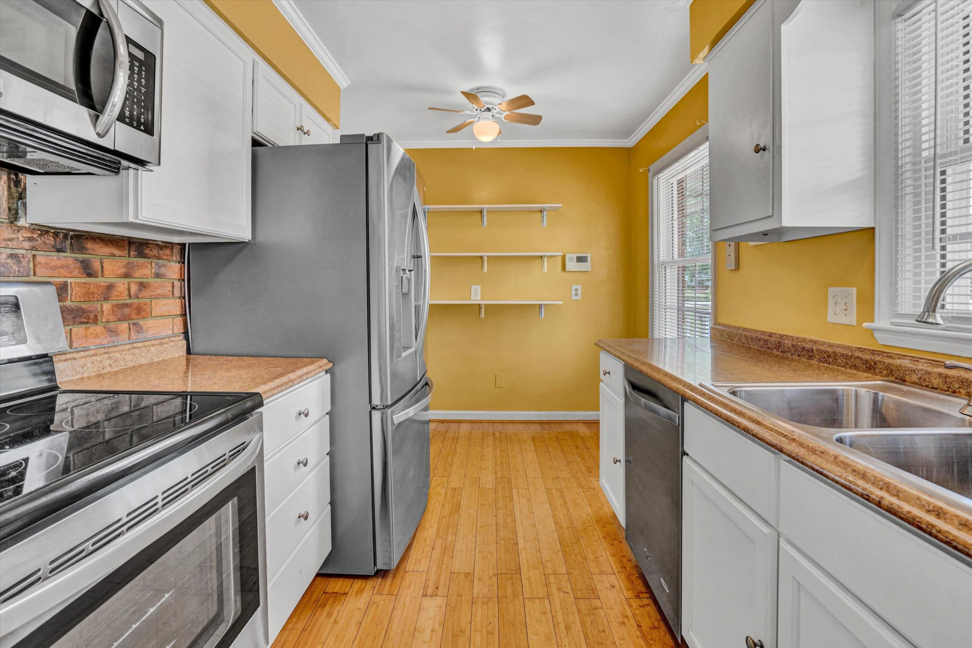 2317 Laura RD - Photo 11
