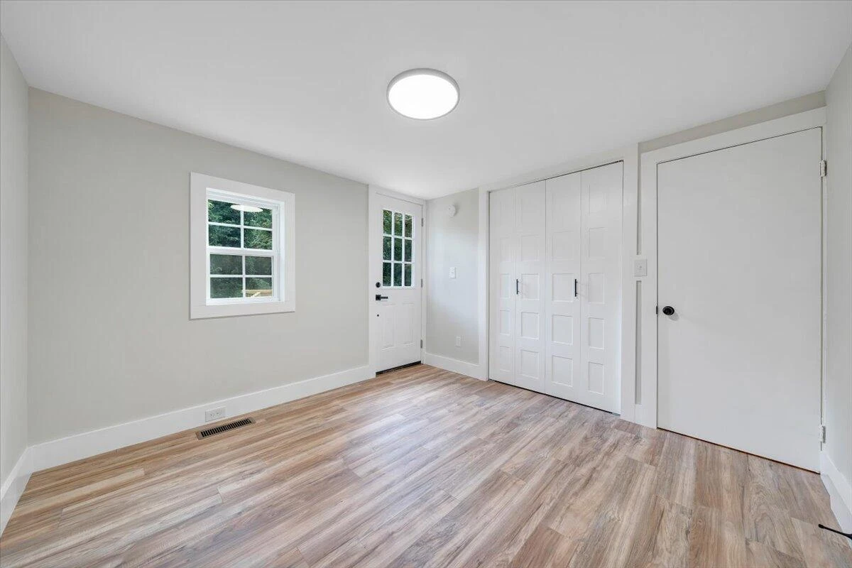325 Raleigh AVE - Photo 23