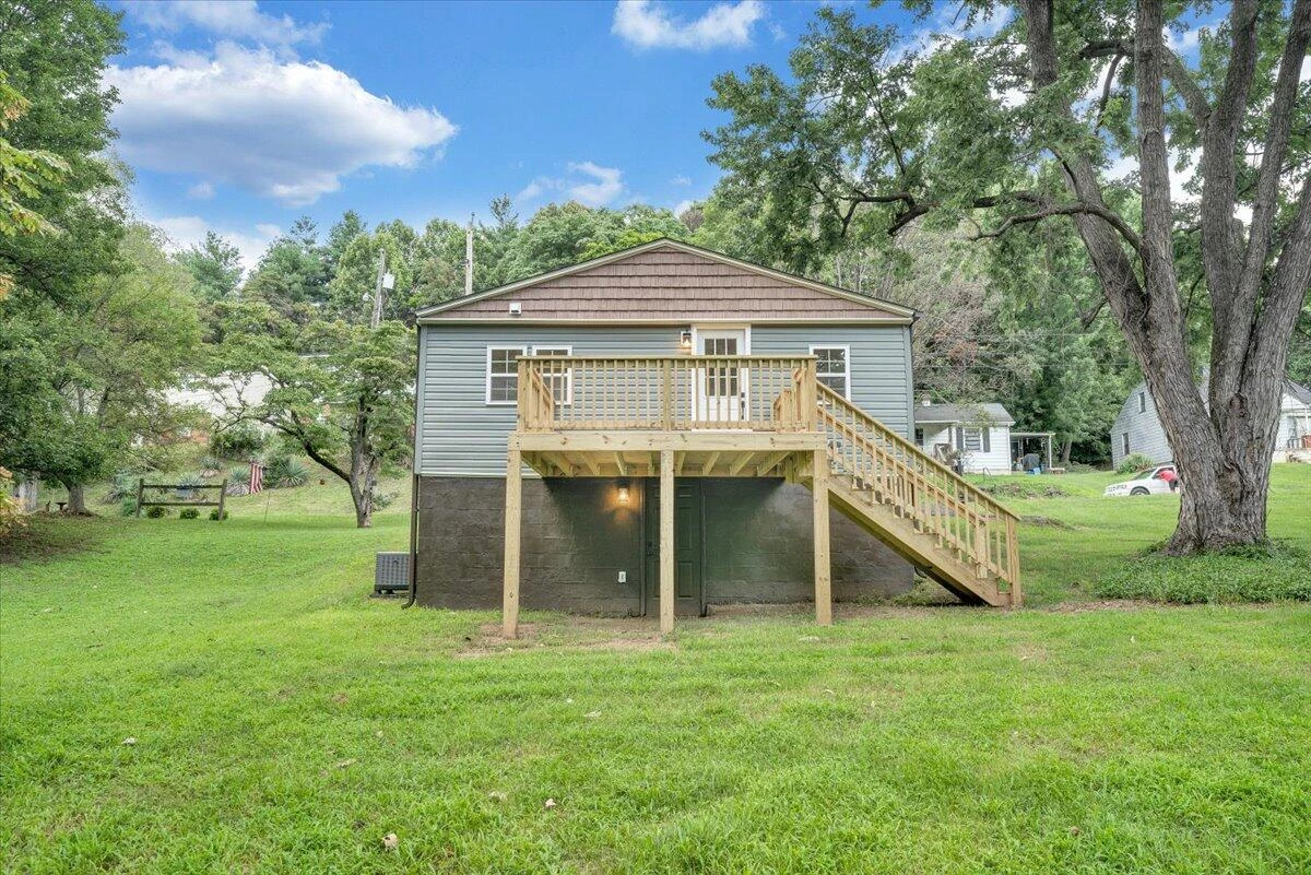325 Raleigh AVE - Photo 32