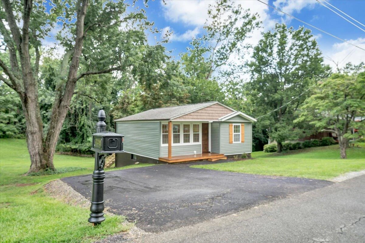 325 Raleigh AVE - Photo 34
